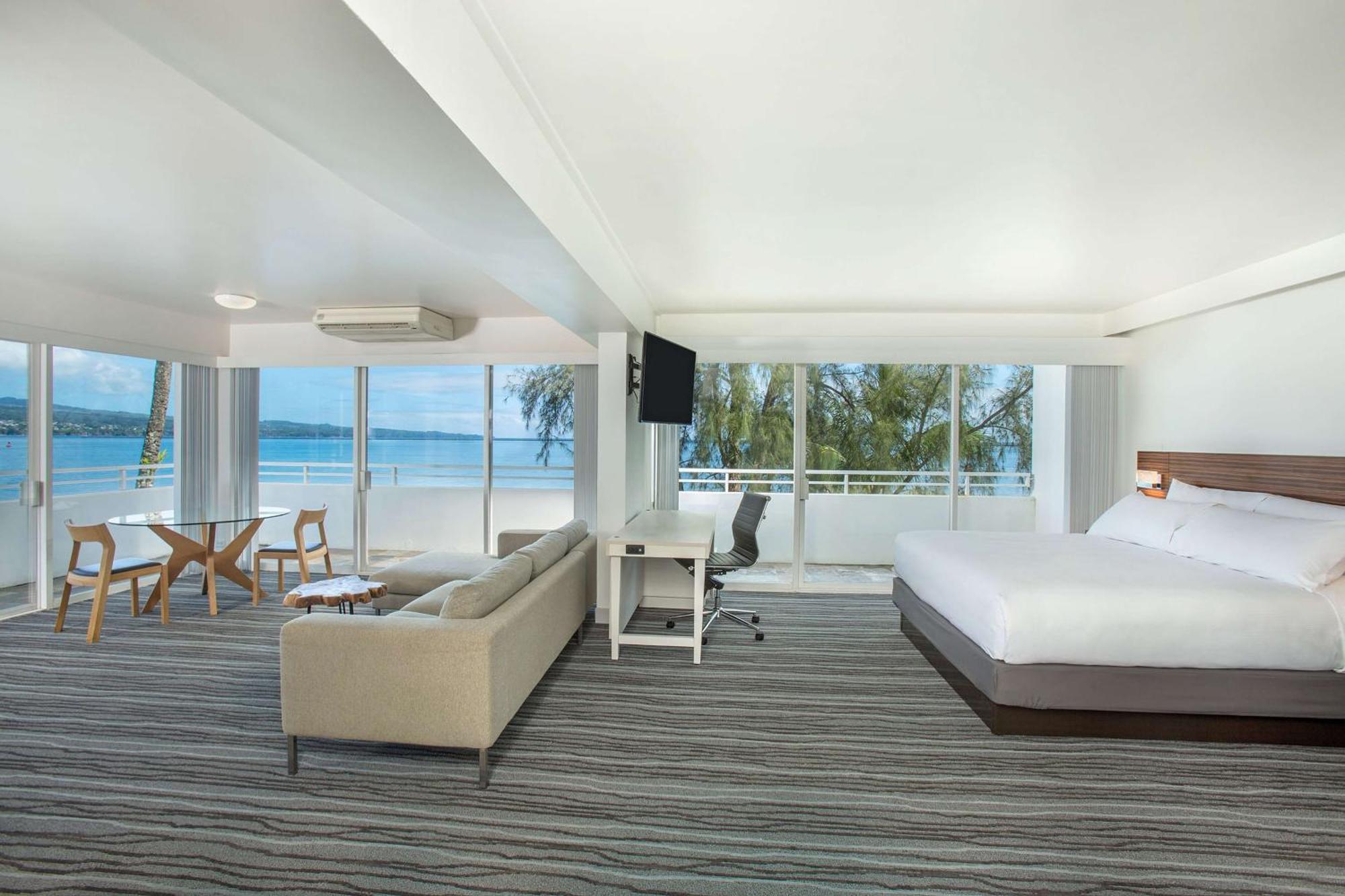 Grand Naniloa Hotel, A Doubletree By Hilton Hilo Exterior photo